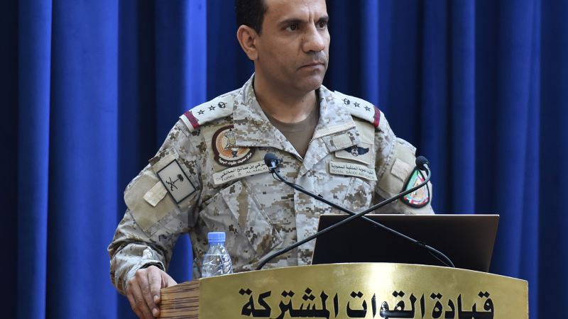 التحالف يعلن سقوط مقذوف في محيط مطار الملك فهد الدولي بالدمام