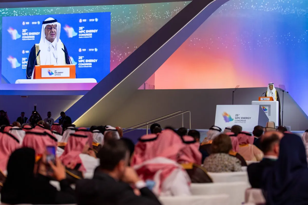 السعودية تستهدف رفع قدرة تصدير النفط إلى نحو 10 ملايين برميل يومياً