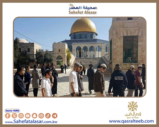 مئات المستوطنين المتطرفين يقتحمون المسجد الأقصى..